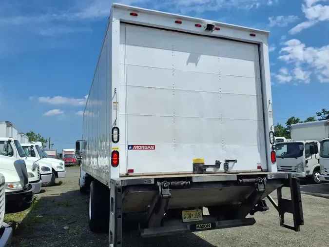 2016 FREIGHTLINER M2 106