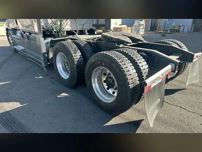 2023 Freightliner Cascadia