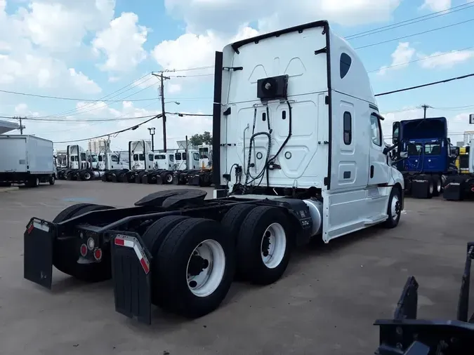2019 FREIGHTLINER NEW CASCADIA PX12664