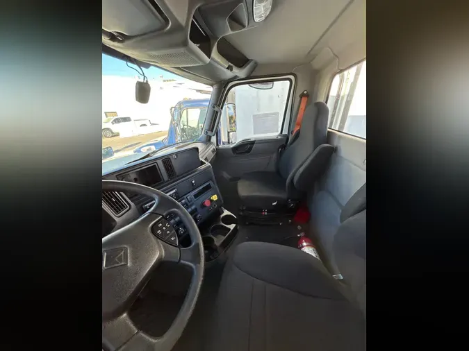 2020 NAVISTAR INTERNATIONAL LT625 DAYCAB T/Ae459a4f2881fdbd4b887d83b66a0ddfa