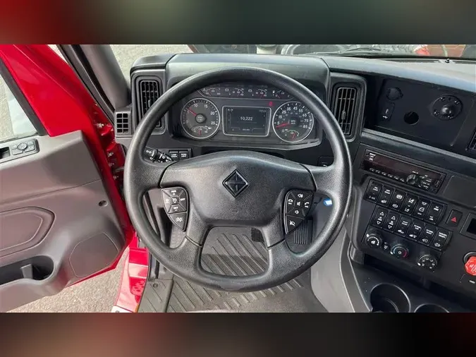 2021 INTERNATIONAL LT625