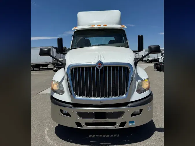 2019 NAVISTAR INTERNATIONAL LT625 DAYCAB T/A