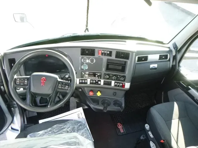 2022 Kenworth T680