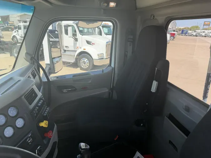 2019 Peterbilt 579