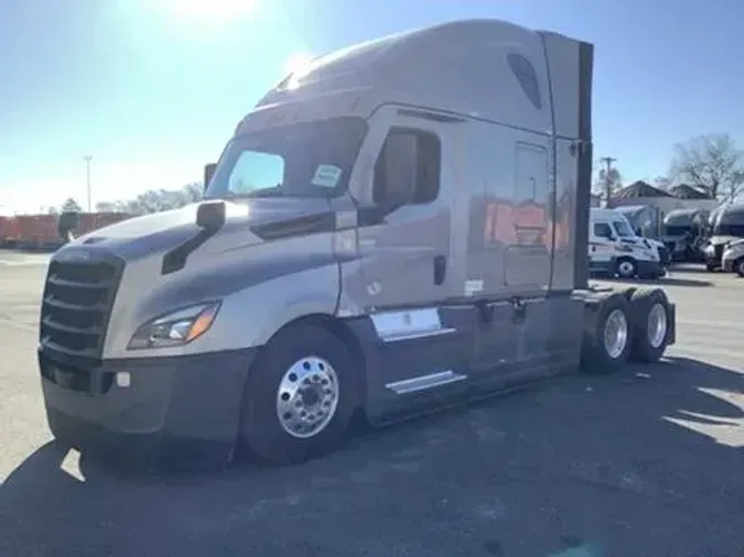 2021 Freightliner Cascadia