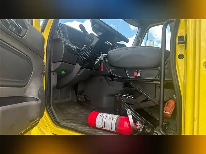 2020 INTERNATIONAL RH613