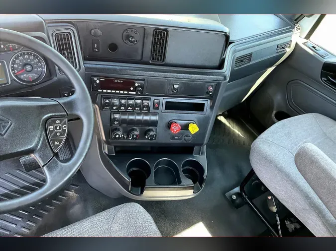 2021 INT LT625 6x4