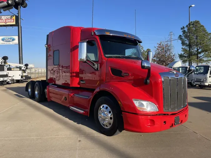 2021 Peterbilt 579