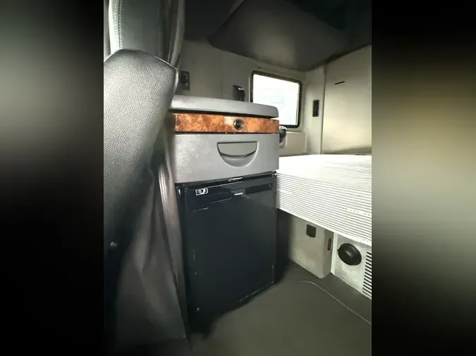 2021 International LT625