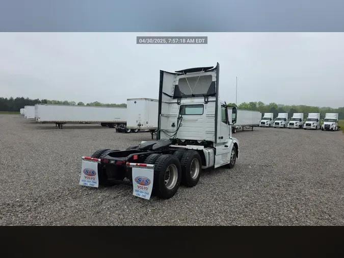 2018 Volvo VNL300