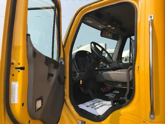 2020 Freightliner M2