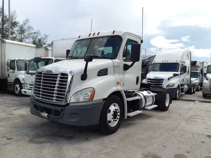 2016 FREIGHTLINER/MERCEDES CASCADIA 113e46c578881212c063f13c4c1a91cc915