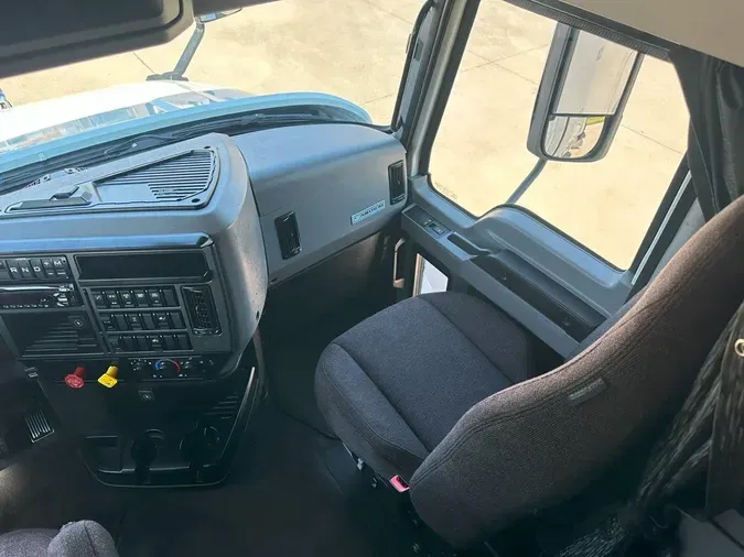 2019 MACK AN64T70