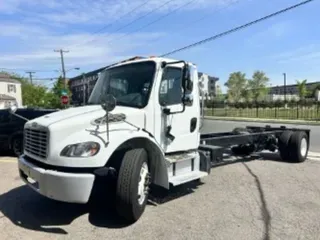 2019 FREIGHTLINER/MERCEDES M2 106