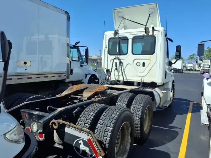 2019 FREIGHTLINER CASCADIA 125