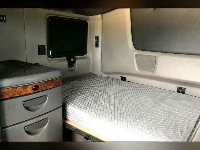 2021 INT LT625 6x4