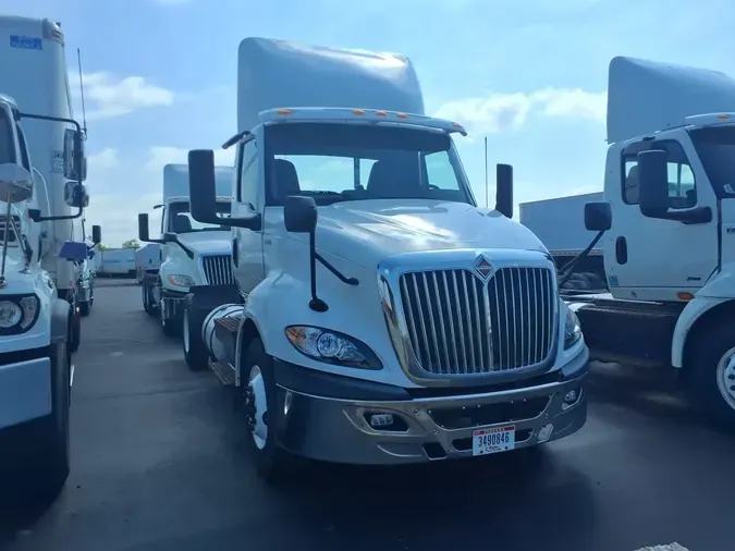 2019 NAVISTAR INTERNATIONAL RH613 DAYCAB S/Ae47e57c0c612324d8464c664fc8b52c1