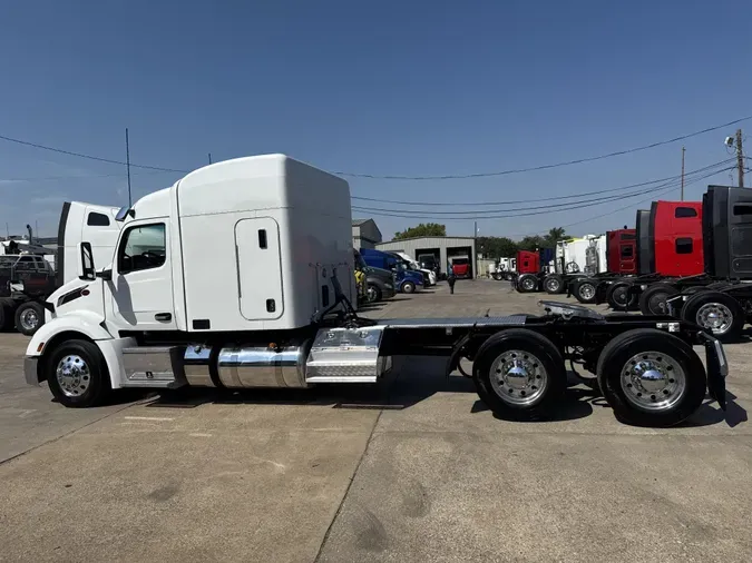 2023 Peterbilt 579