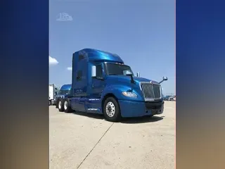 2022 INTERNATIONAL LT