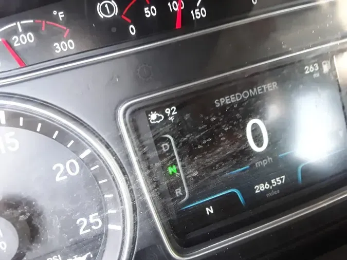 2019 NAVISTAR INTERNATIONAL LT625 DAYCAB T/Ae48625808915d7822170fd00571477a9