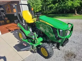 2018 John Deere 1025R