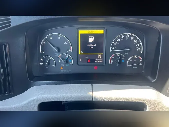 2022 FREIGHTLINER CA126