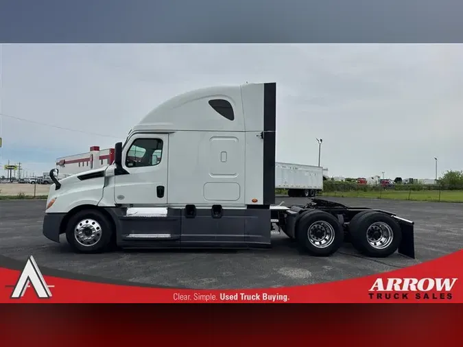 2020 FREIGHTLINER CA126