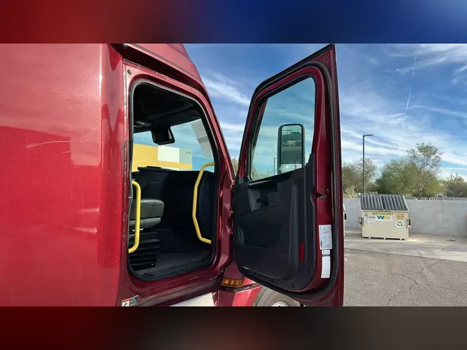 2024 Freightliner Cascadiae48f1c61ce7e2b0357109d927f5da158