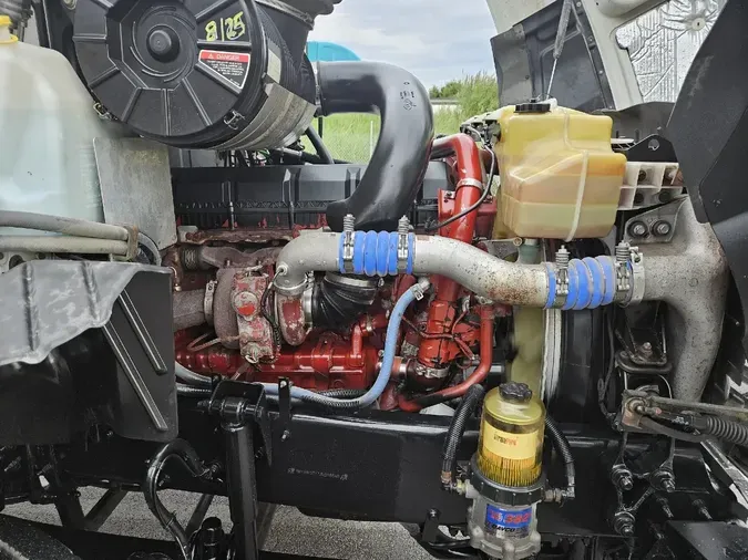 2018 MACK CXU613