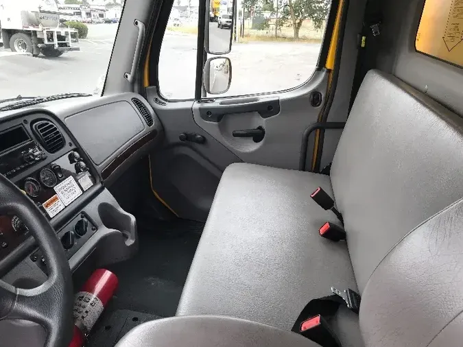 2018 Freightliner M2