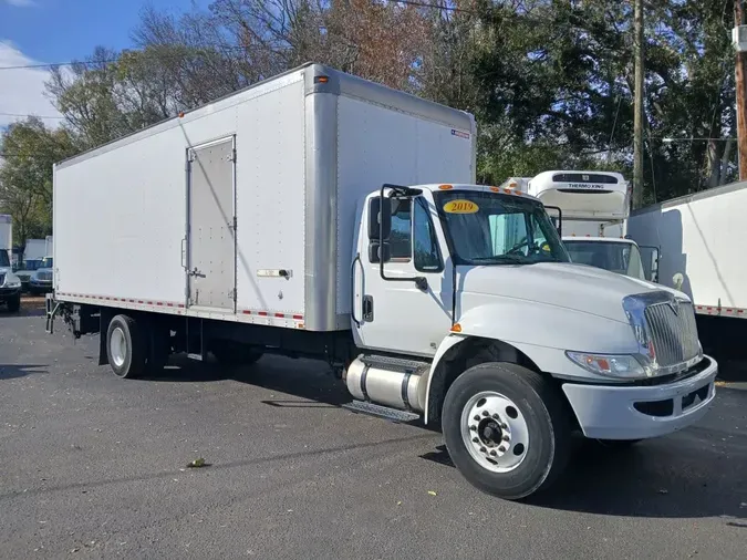2019 NAVISTAR INTERNATIONAL 4300