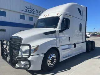 2021 Freightliner Cascadia 126