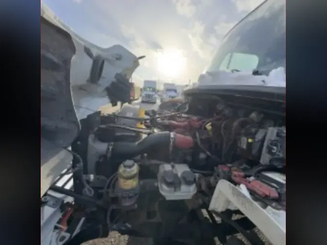 2019 FREIGHTLINER/MERCEDES M2 106