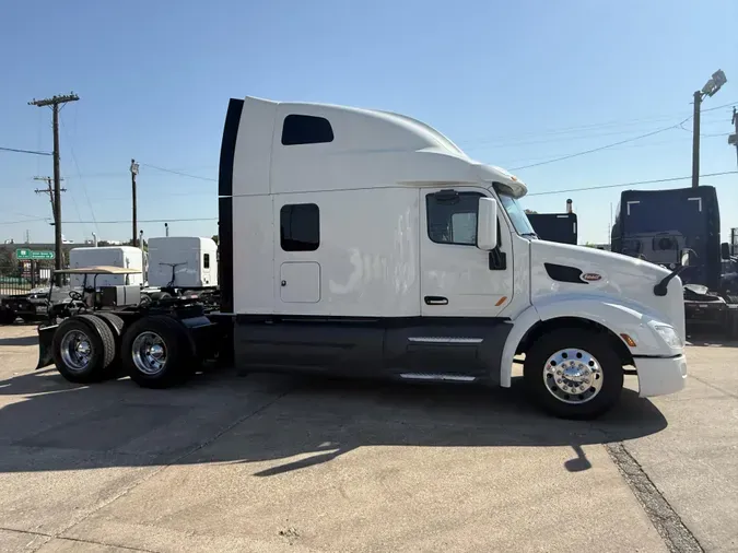 2022 Peterbilt 579