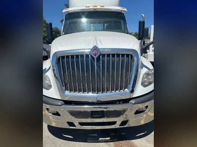 2018 NAVISTAR INTERNATIONAL LT625 DAYCAB T/A
