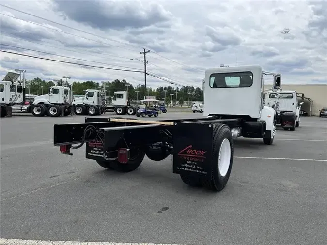 2006 PETERBILT 335