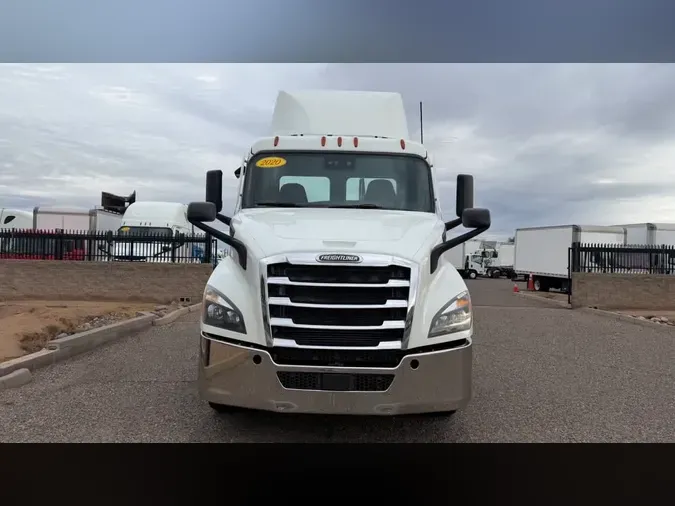 2020 FREIGHTLINER/MERCEDES NEW CASCADIA 116