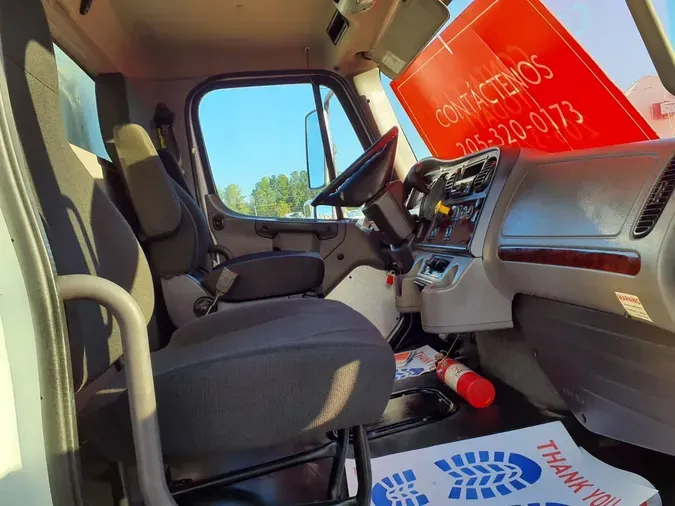 2020 FREIGHTLINER/MERCEDES M2 106