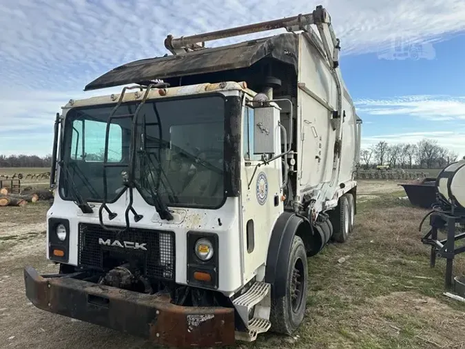 2007 MACK MR688e4a4c41fafea7f8a9034333939be4140