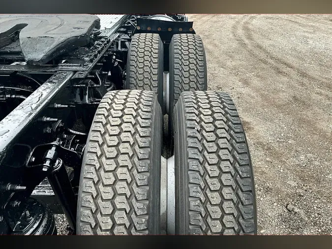 2019 INT LT625 6x4