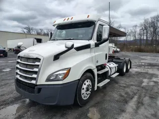 2019 FREIGHTLINER/MERCEDES NEW CASCADIA PX12664