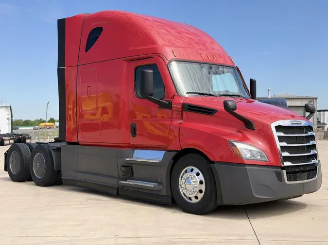 2023 Freightliner Cascadia