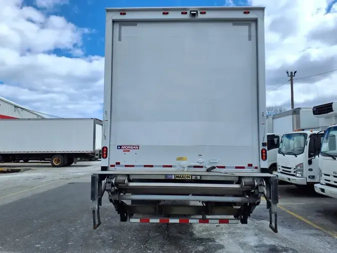 2019 FREIGHTLINER/MERCEDES M2 106