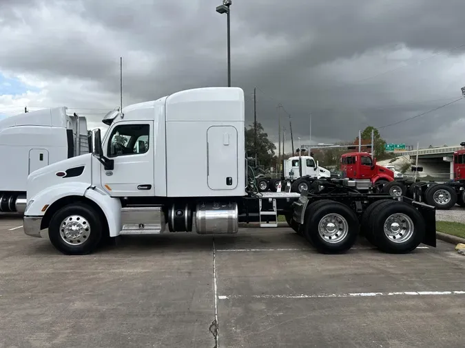 2020 Peterbilt 579