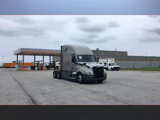 2022 Freightliner Cascadia 126