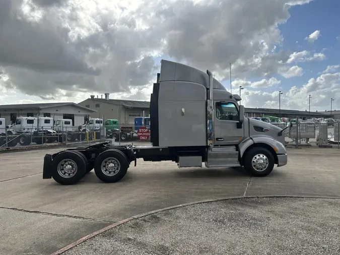 2017 Peterbilt 579