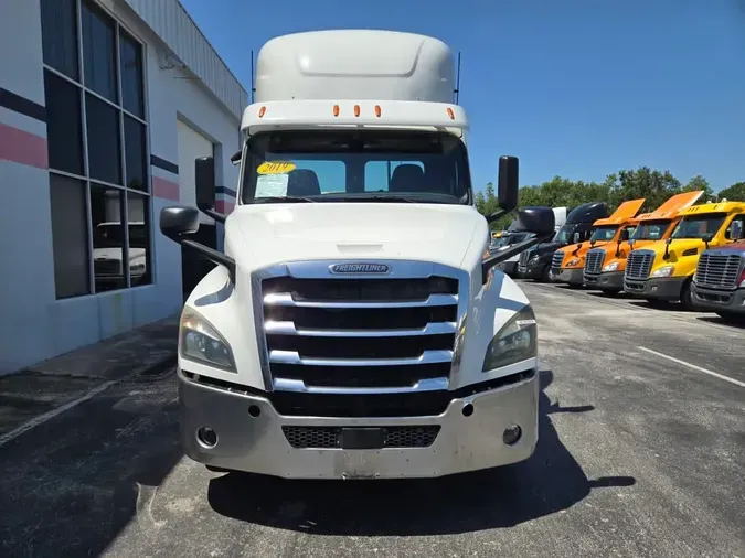 2019 FREIGHTLINER PT126064ST