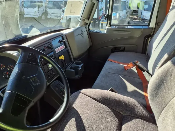 2019 NAVISTAR INTERNATIONAL 4300e4b14d473d985fbc9f46d674fbdc3f71