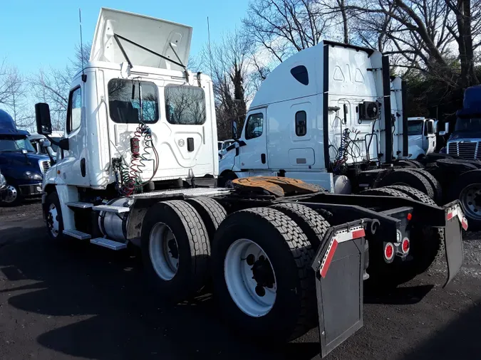 2017 FREIGHTLINER/MERCEDES CASCADIA 125