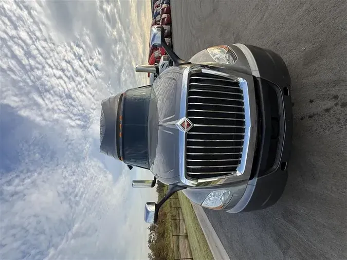2022 INTERNATIONAL LT625